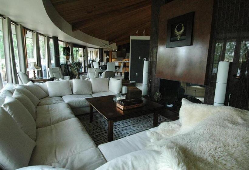 Bed & Breakfast Roundhouse Grotto