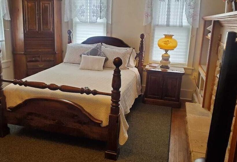 Bed and Breakfast The Miners’ Lodge