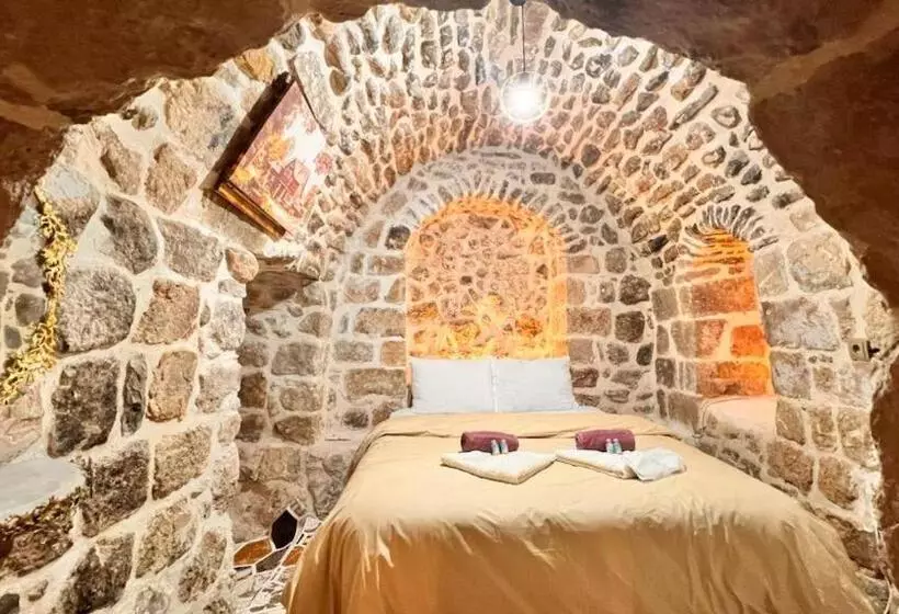 هتل Acabey Konuk Evi