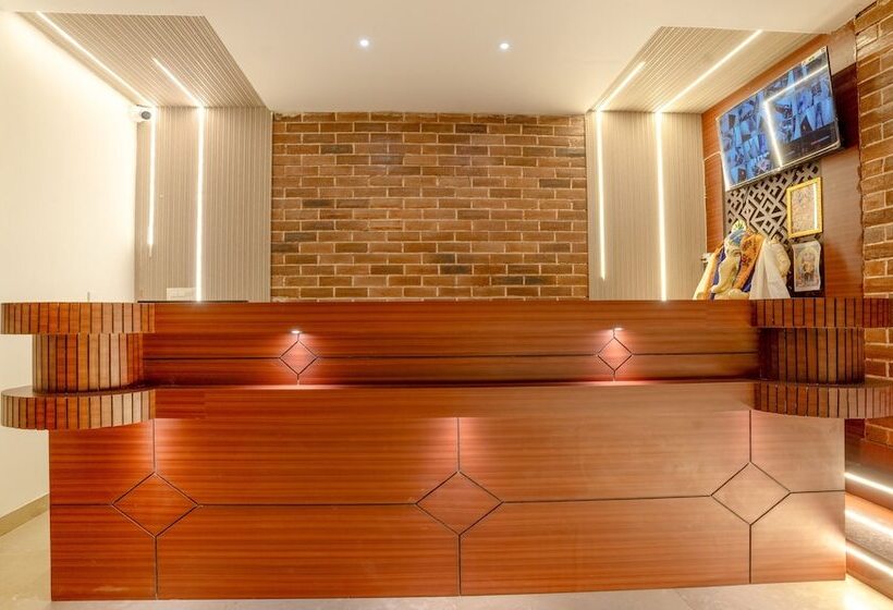 Itsy Hotels Meraki Grand