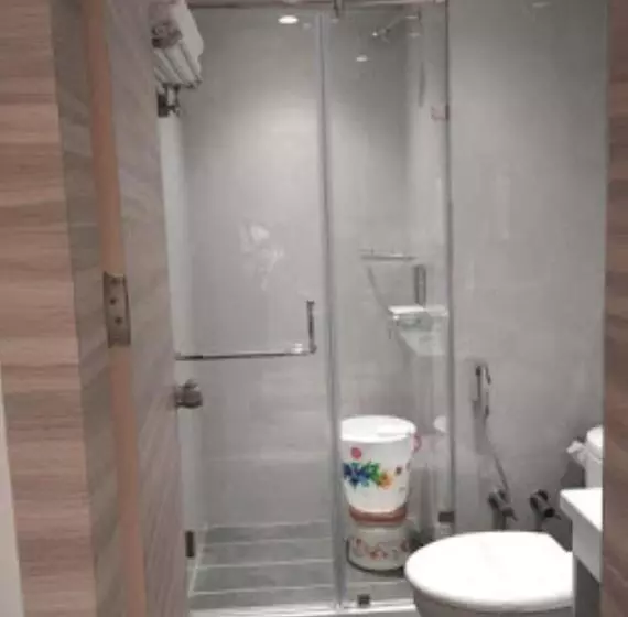 ホテル Midtown , Bareilly