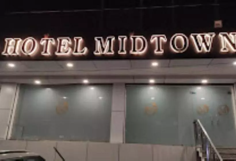 ホテル Midtown , Bareilly