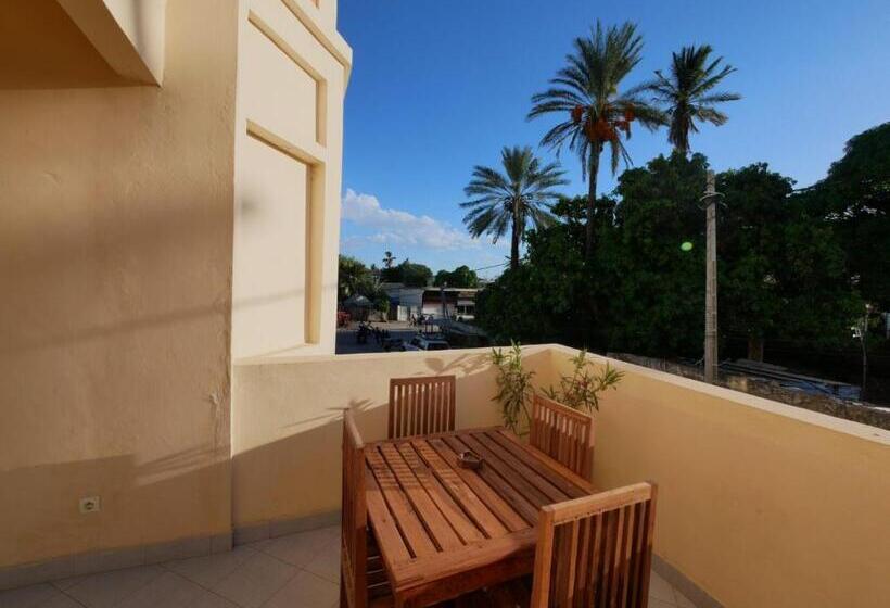 בית מלון כפרי Saphir Tuléar Madagascar