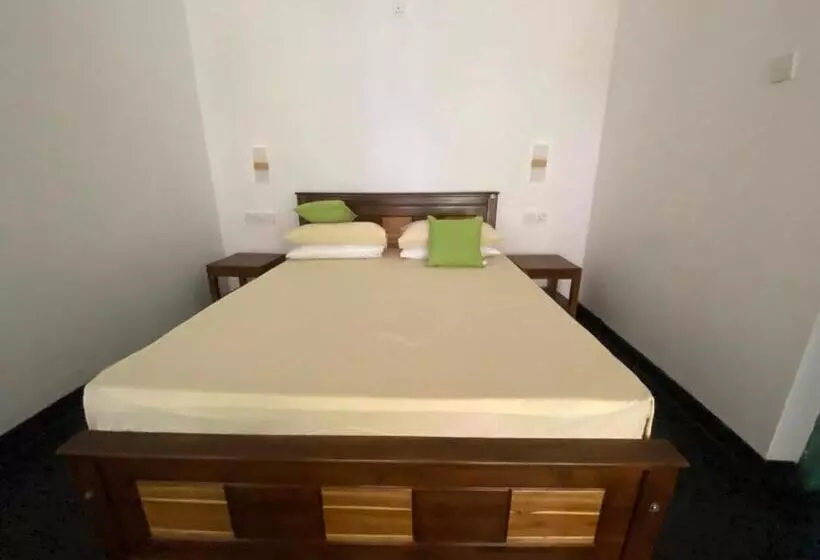 Hotelli Sapphire Blue