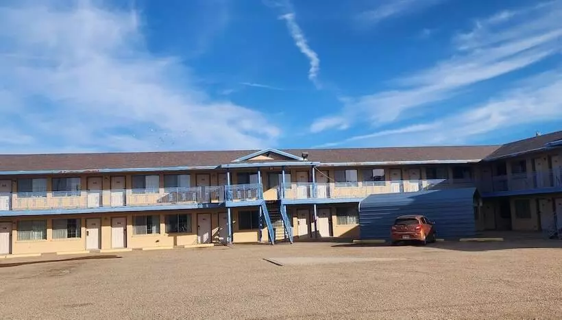 Motelli Executive Inn