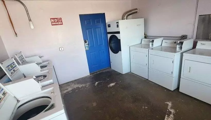 Motelli Executive Inn