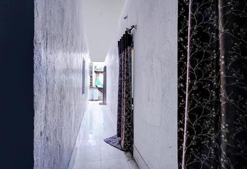 Hotel Sourya Residency