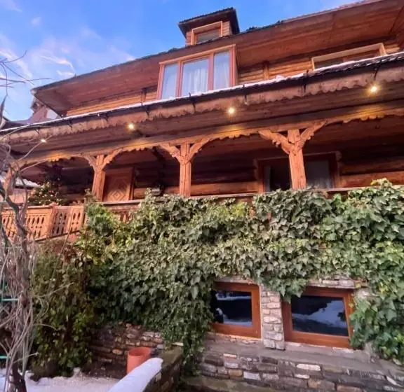 Majatalo Camera Cedru   Cătun