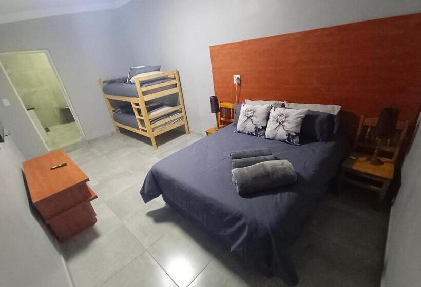 Pensão Clyde S On Dale Guest House