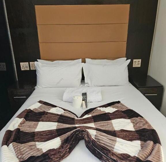 پانسیون Dbright Lodge