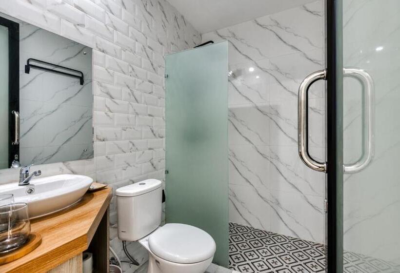 Пансион Djenek Seminyak