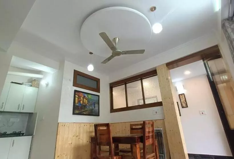 Majatalo Hazelwood Kandaghat