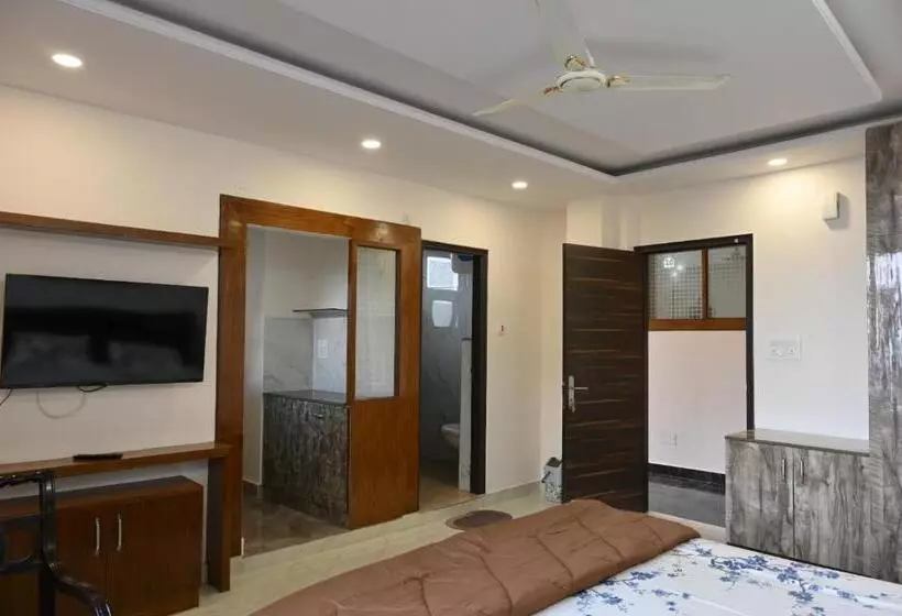 Majatalo Hazelwood Kandaghat