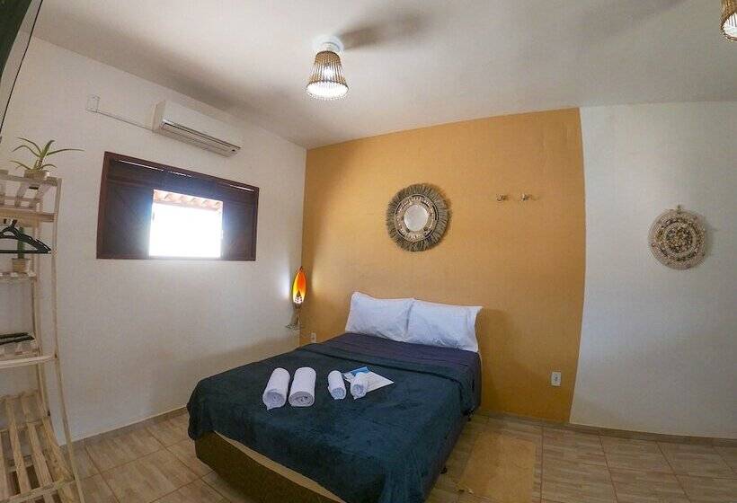 هاستل Pousada Zarah