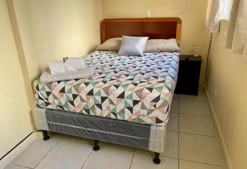 تختخواب و صبحانه Casa Quetzal