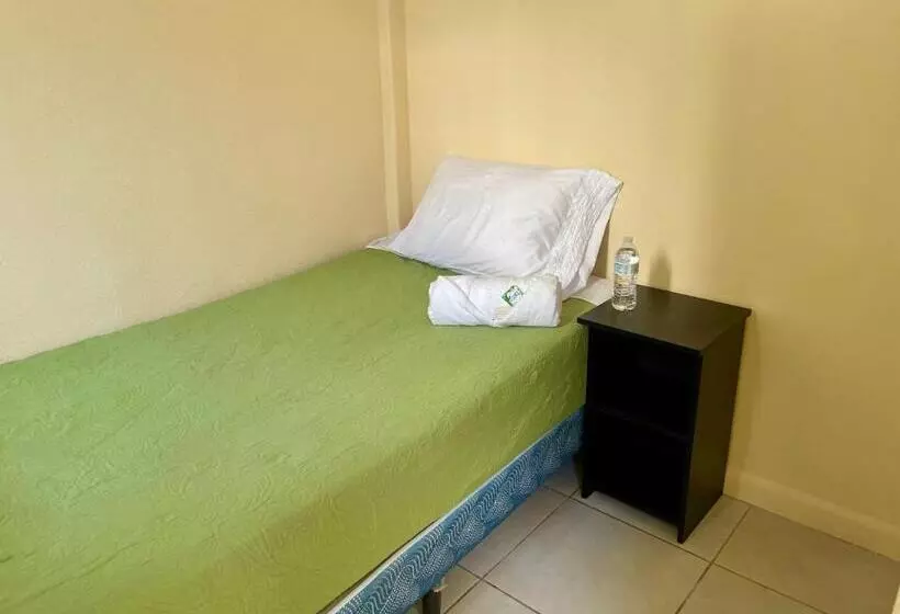تختخواب و صبحانه Casa Quetzal