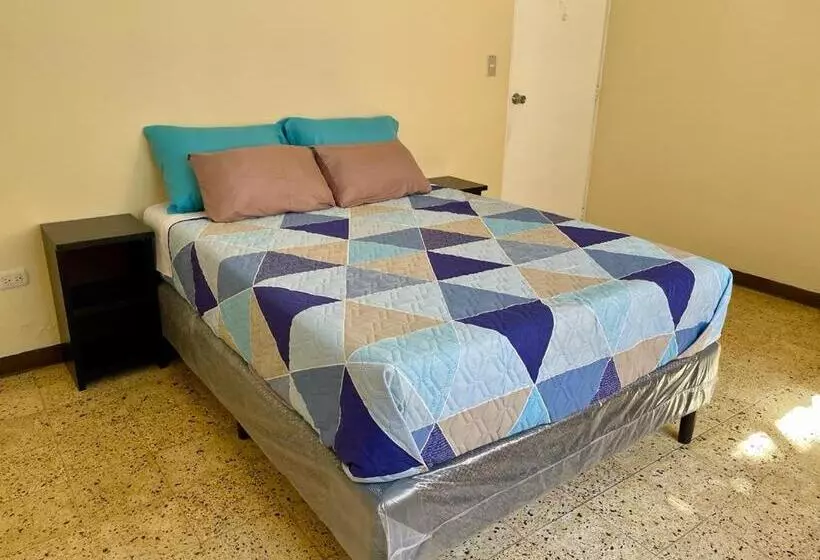 تختخواب و صبحانه Casa Quetzal