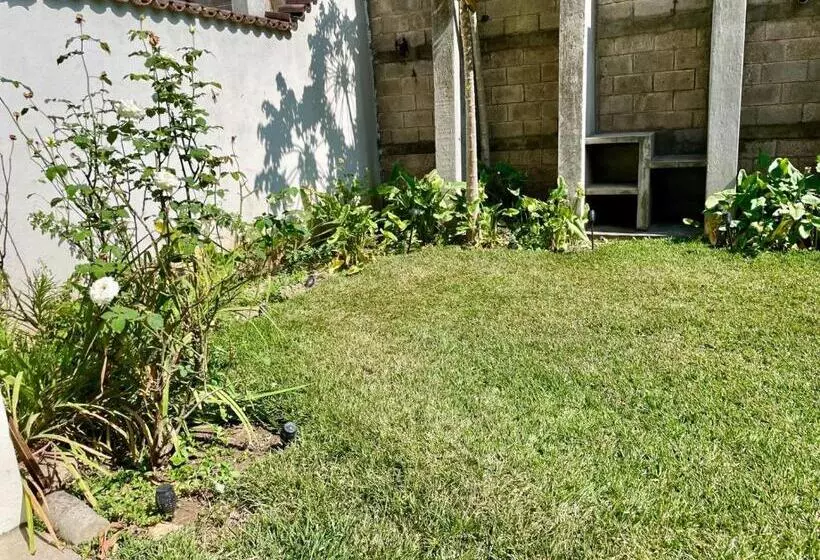 تختخواب و صبحانه Casa Quetzal