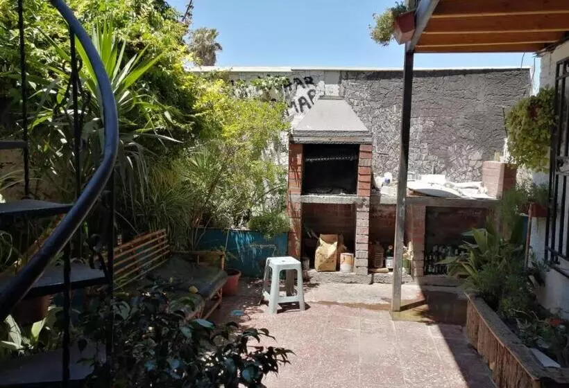 Aamiaismajoitus (B&B) Molino Rojo Hostel