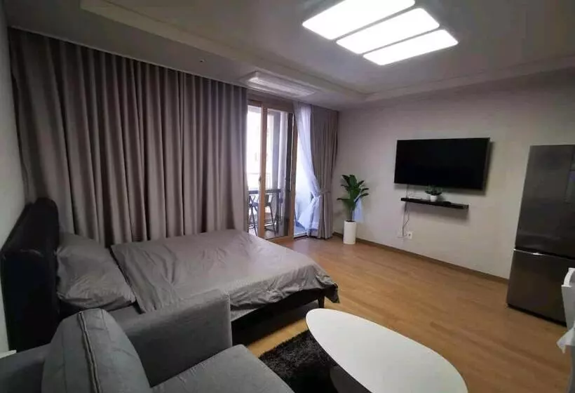 Condo In Clark Pampanga Beside Hilton Hotel And Casino