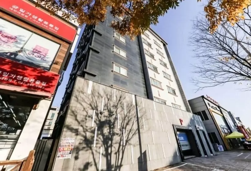 From H Sum Hotel Daejeon