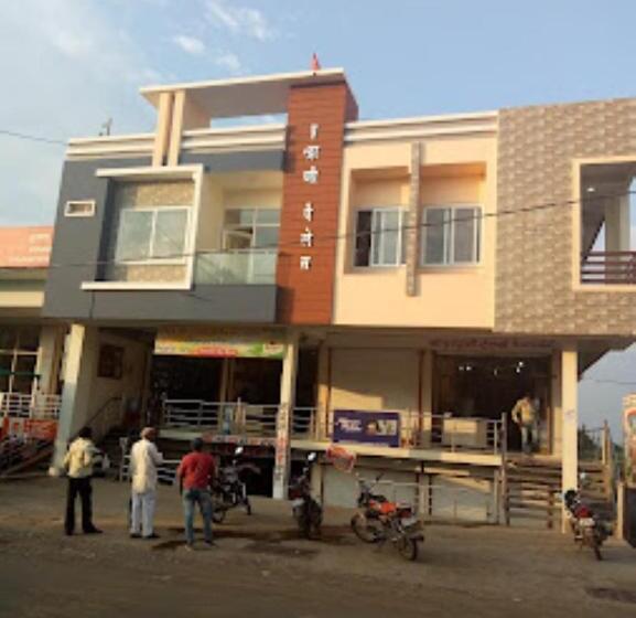 בית מלון כפרי होटल इन्द्राणी पैलेस , Bediya