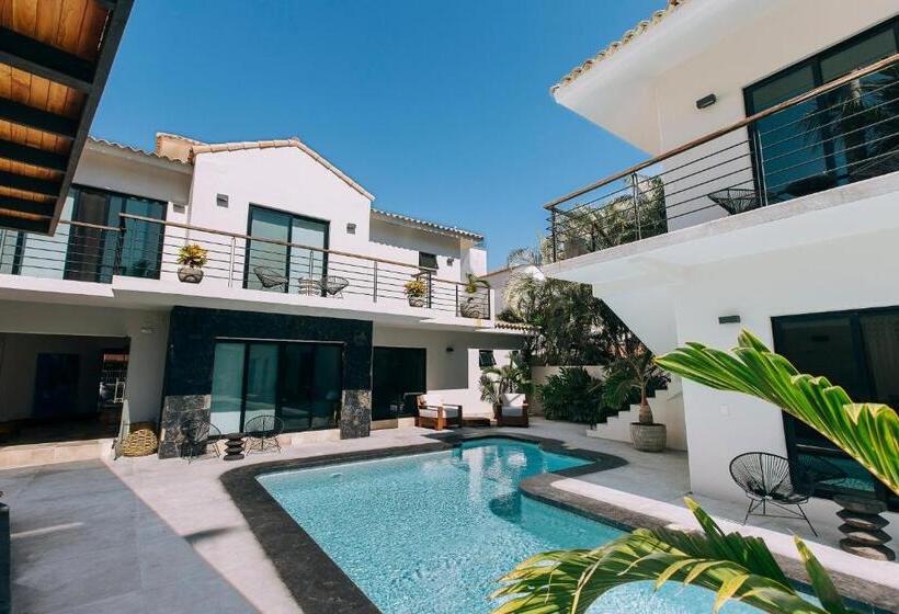 فندق Casa Alkhuzamaa