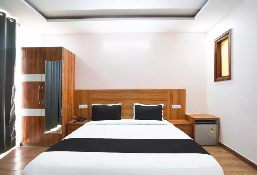 ホテル Townhouse 1337 Shavin Manor