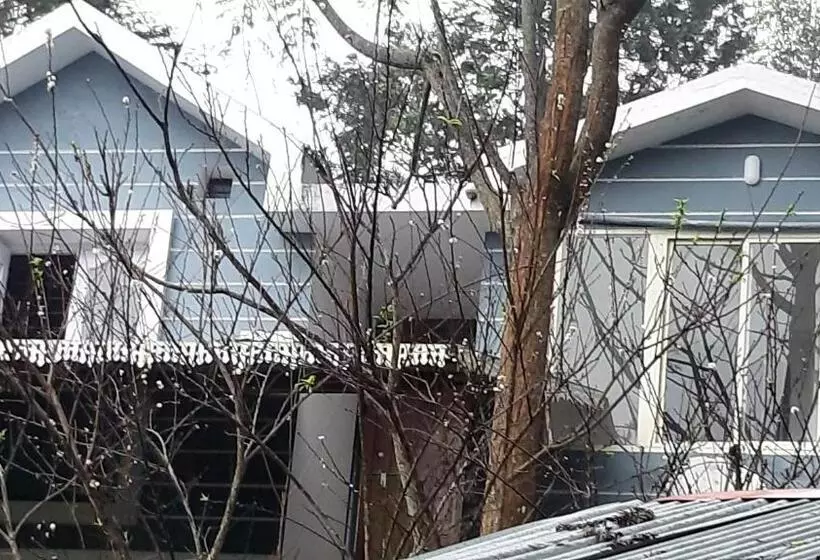 Hotelli Jacaranda Resorts