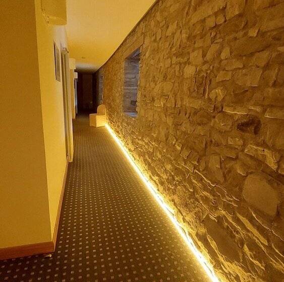 Отель Kloster Cornberg