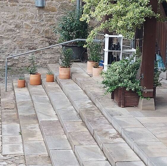 Отель Kloster Cornberg