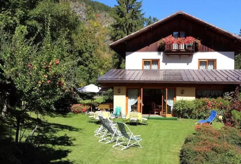 هتل La Nigritella