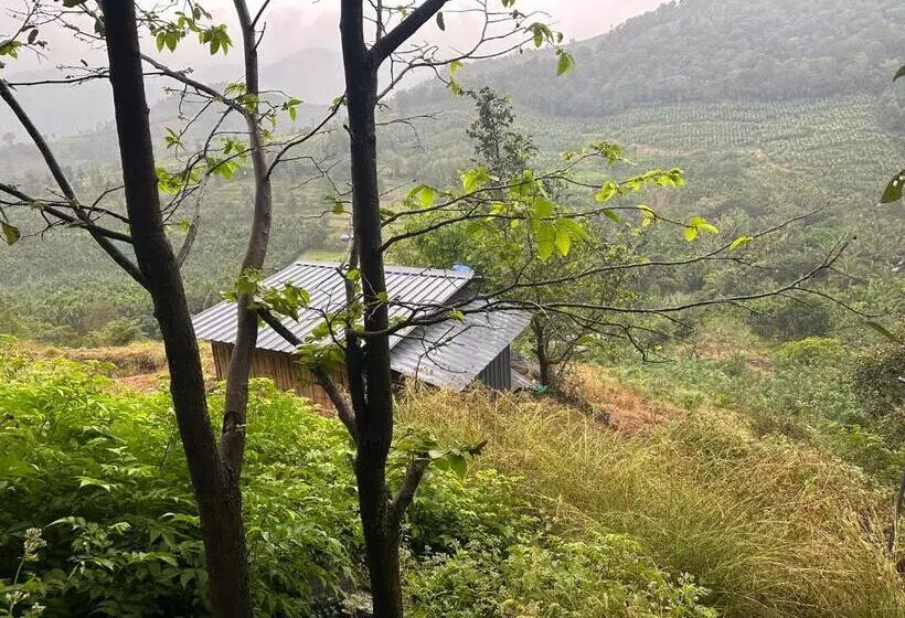 ホテル Misty Hills Farm Stay