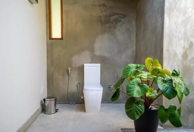 Hotelli Omkara Rekawa