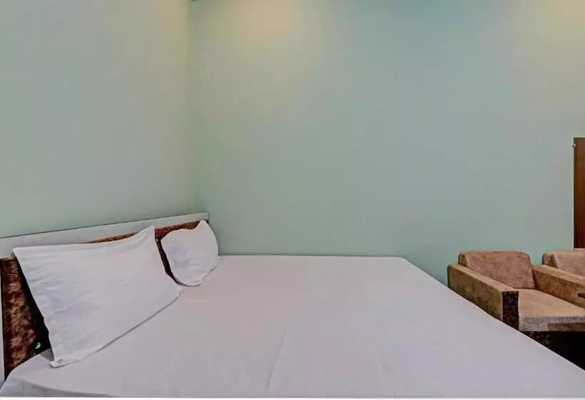 ホテル Oyo Green Valley Guest House
