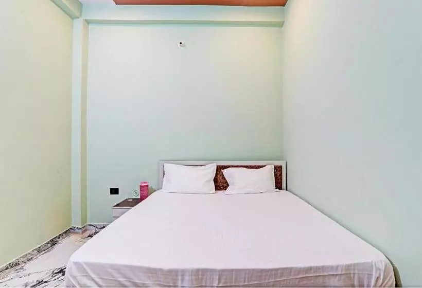 ホテル Oyo Green Valley Guest House