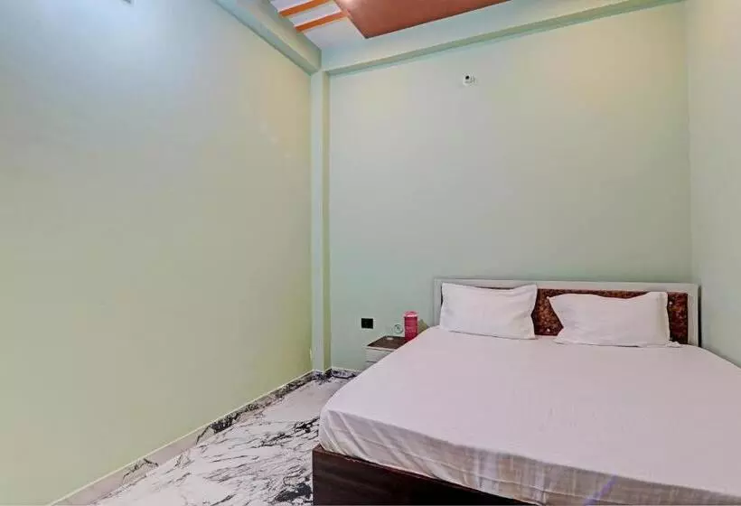 ホテル Oyo Green Valley Guest House