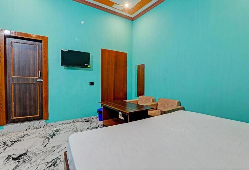 Отель Oyo Green Valley Guest House