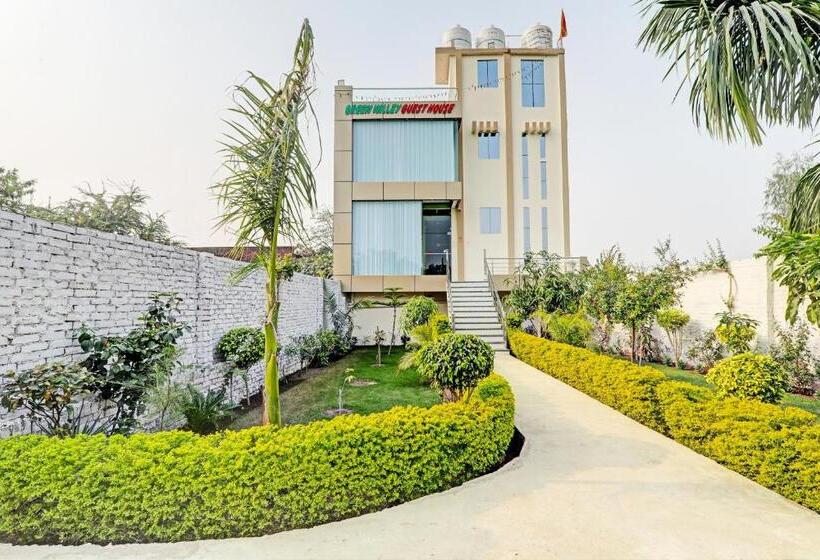 Отель Oyo Green Valley Guest House