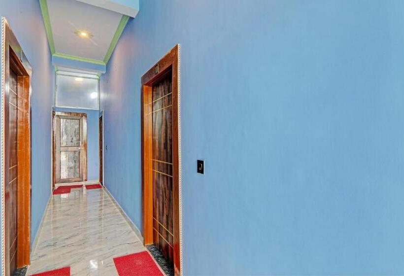 Отель Oyo Green Valley Guest House