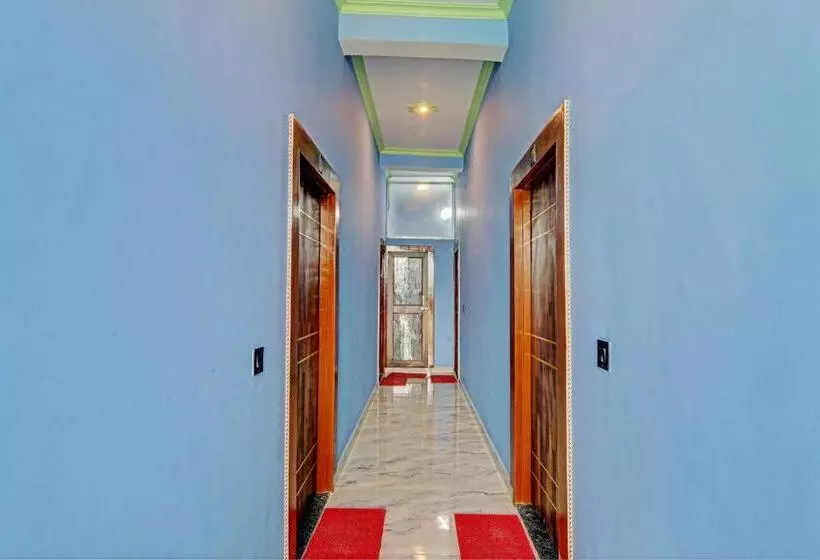 ホテル Oyo Green Valley Guest House