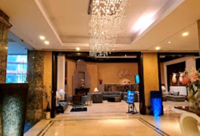 فندق Pal Heights Bhubaneswar