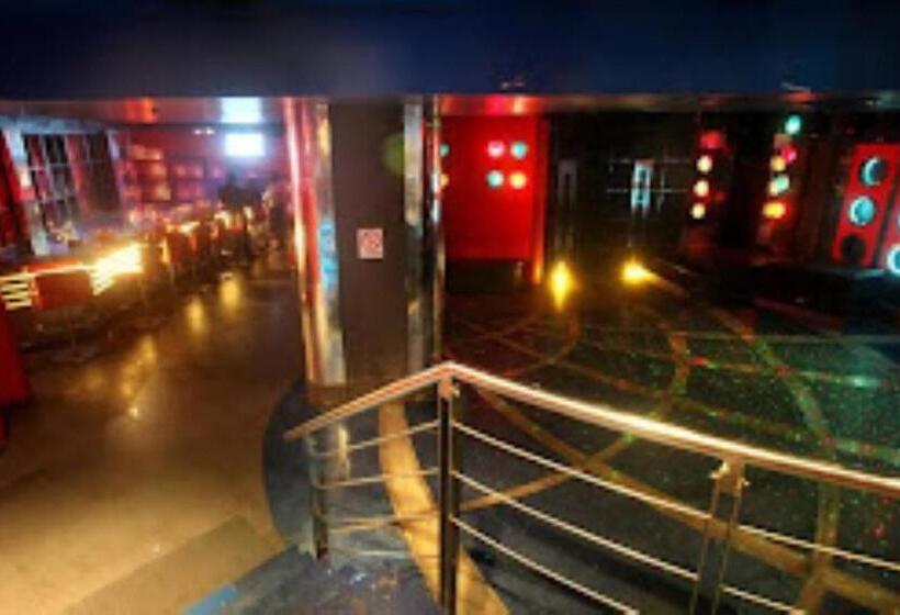 فندق Pal Heights Bhubaneswar