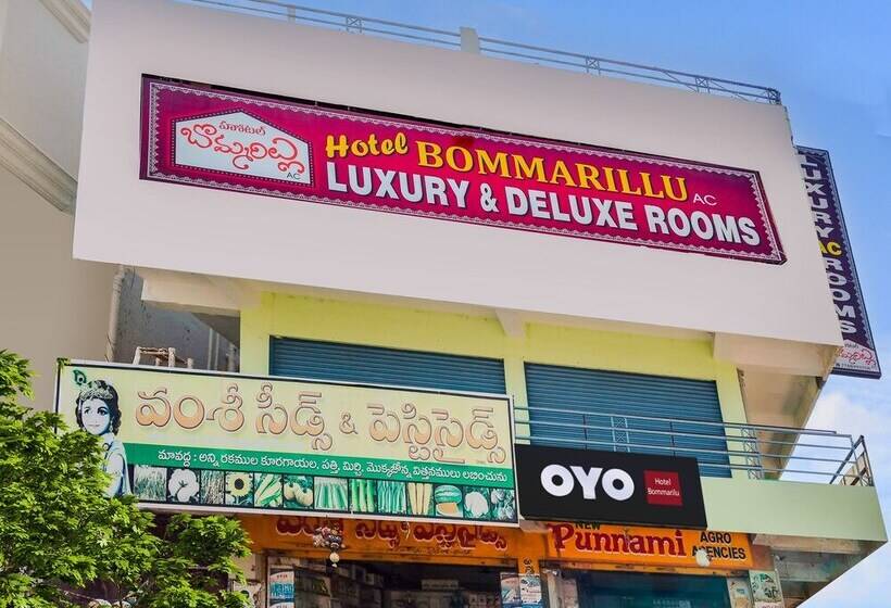 Oyo Flagship Hotel Bommarillu
