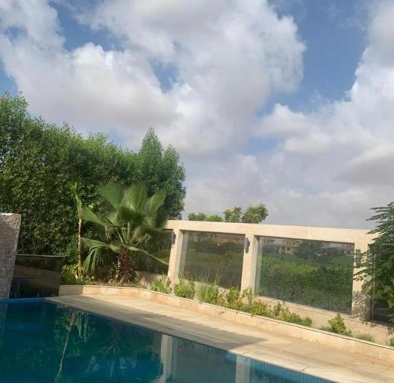 پانسیون غير متاح