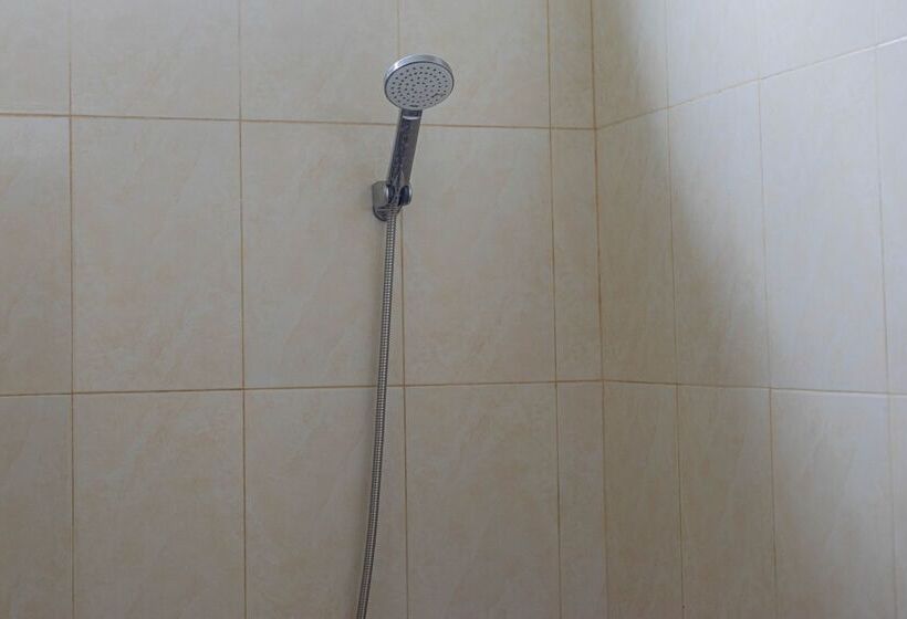 펜션 Srinadi Waterpark Villa