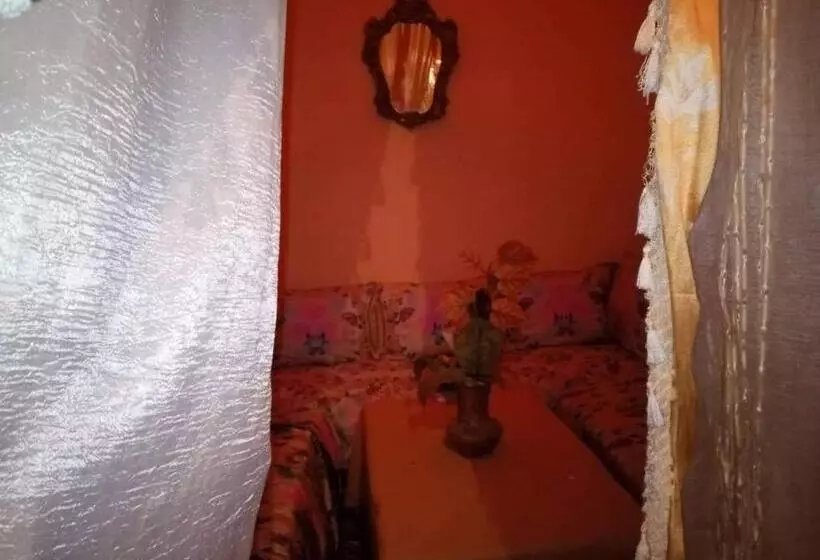 هاستل Maison Chez Lhabib
