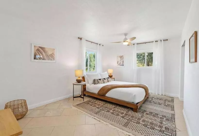 Edna Terrace By Fieldtrip Resort Style Estate With Pool Spa Meditation Game Room