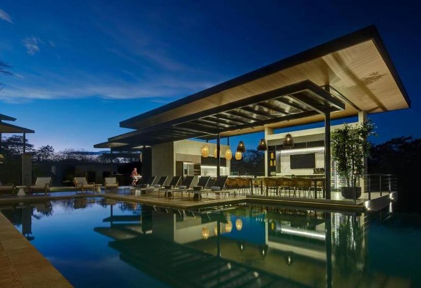 Отель Epic Tamarindo Boutique