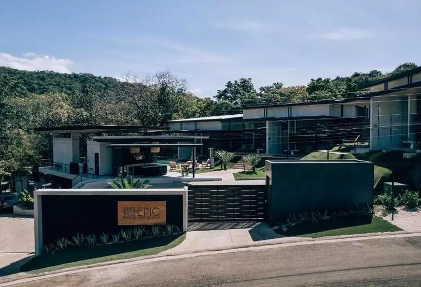 Hotelli Epic Tamarindo Boutique